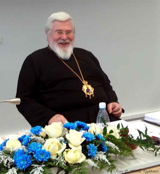 Tiedosto:Arkkipiispa ukki hap.jpg