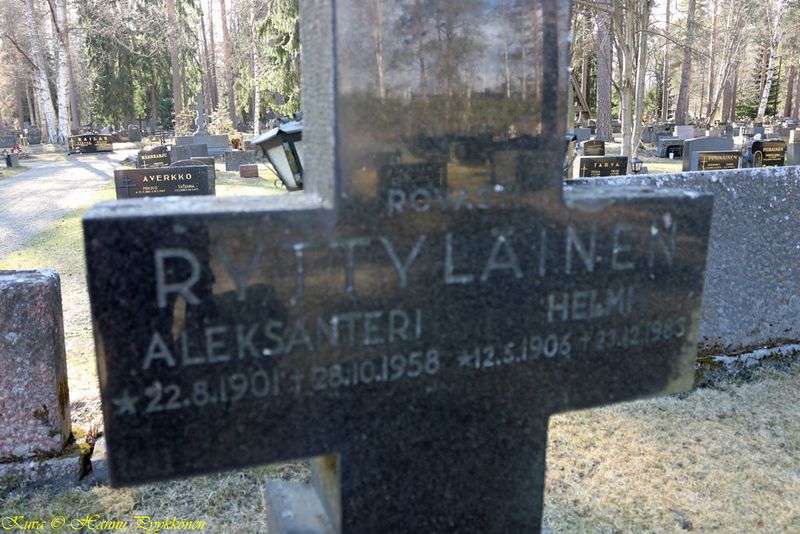 Tiedosto:Ryttylainen hauta jns.jpg
