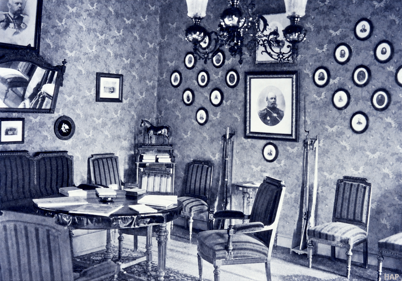 Tiedosto:Sotilaskirkko aliupseeriklubi hap.png