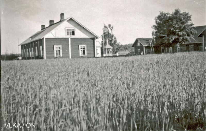 Tiedosto:Paarakennus kon hie val-on.jpg